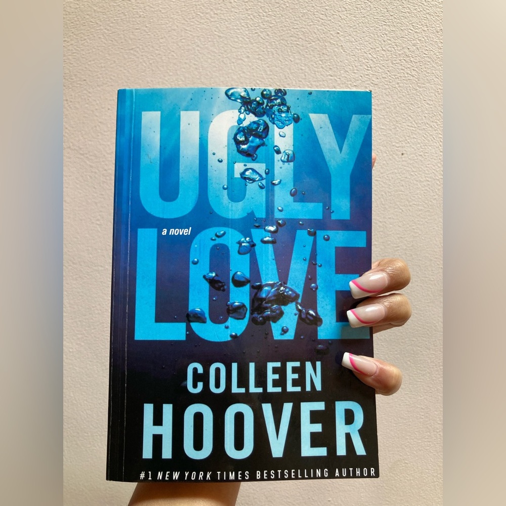 Collen Hoover two best selling books❤️🔥 - Picture 4 of 4